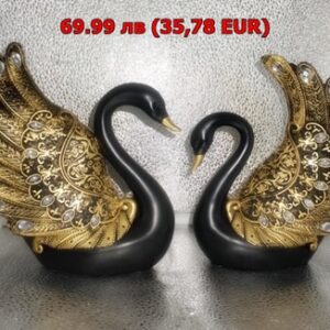 Двойка лебеди